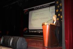 Evrensel Kolej